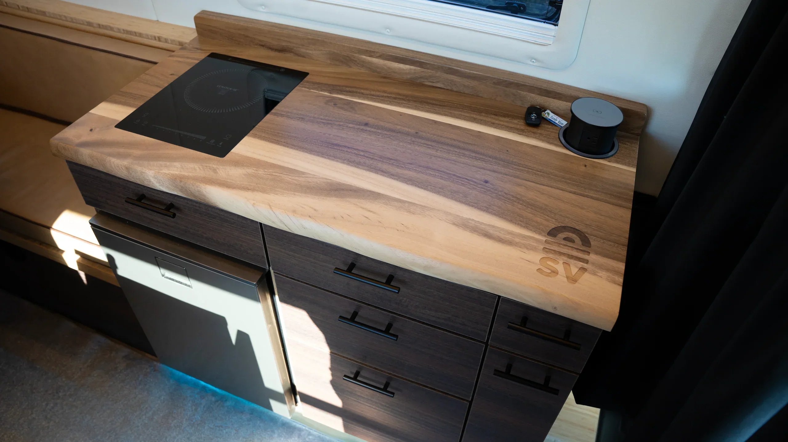 FOR SALE: AWD 2024 Sprinter - Scout Layout - Image 3