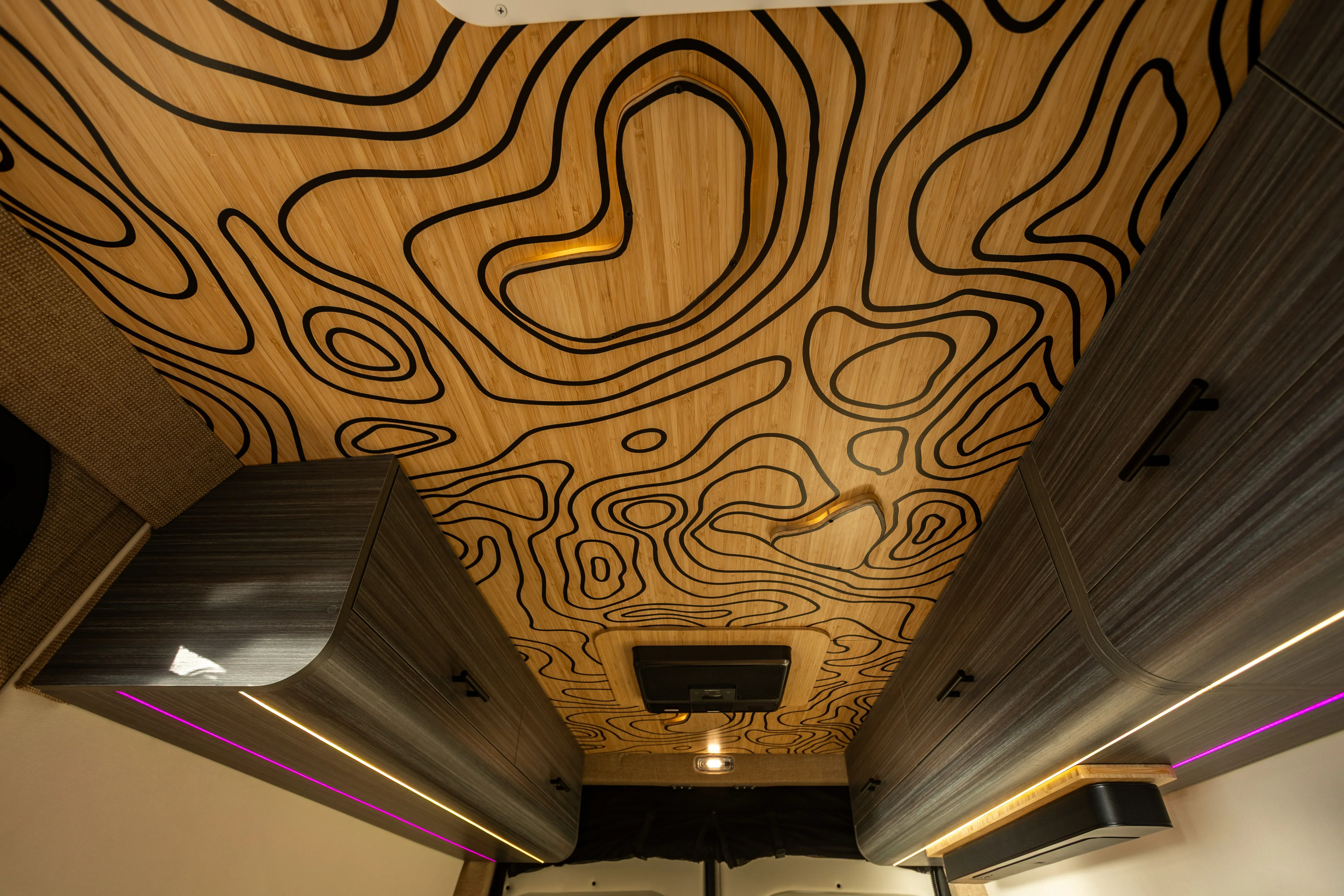 AWD Sprinter 2024 SV Social layout- "Vanthony Kiedis" - Image 18