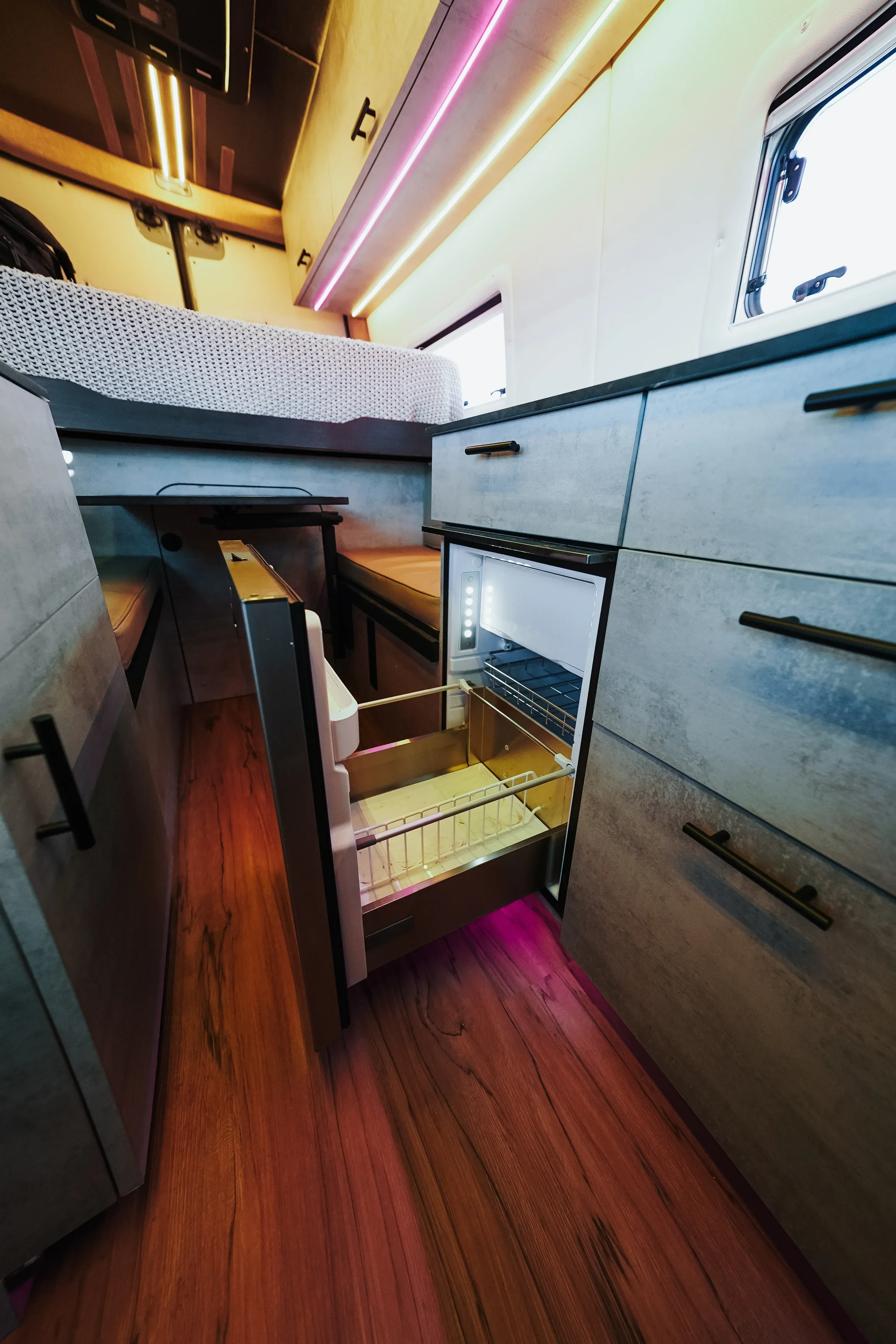 AWD Sprinter SV Scout - "Gordon Vansey" - Image 17