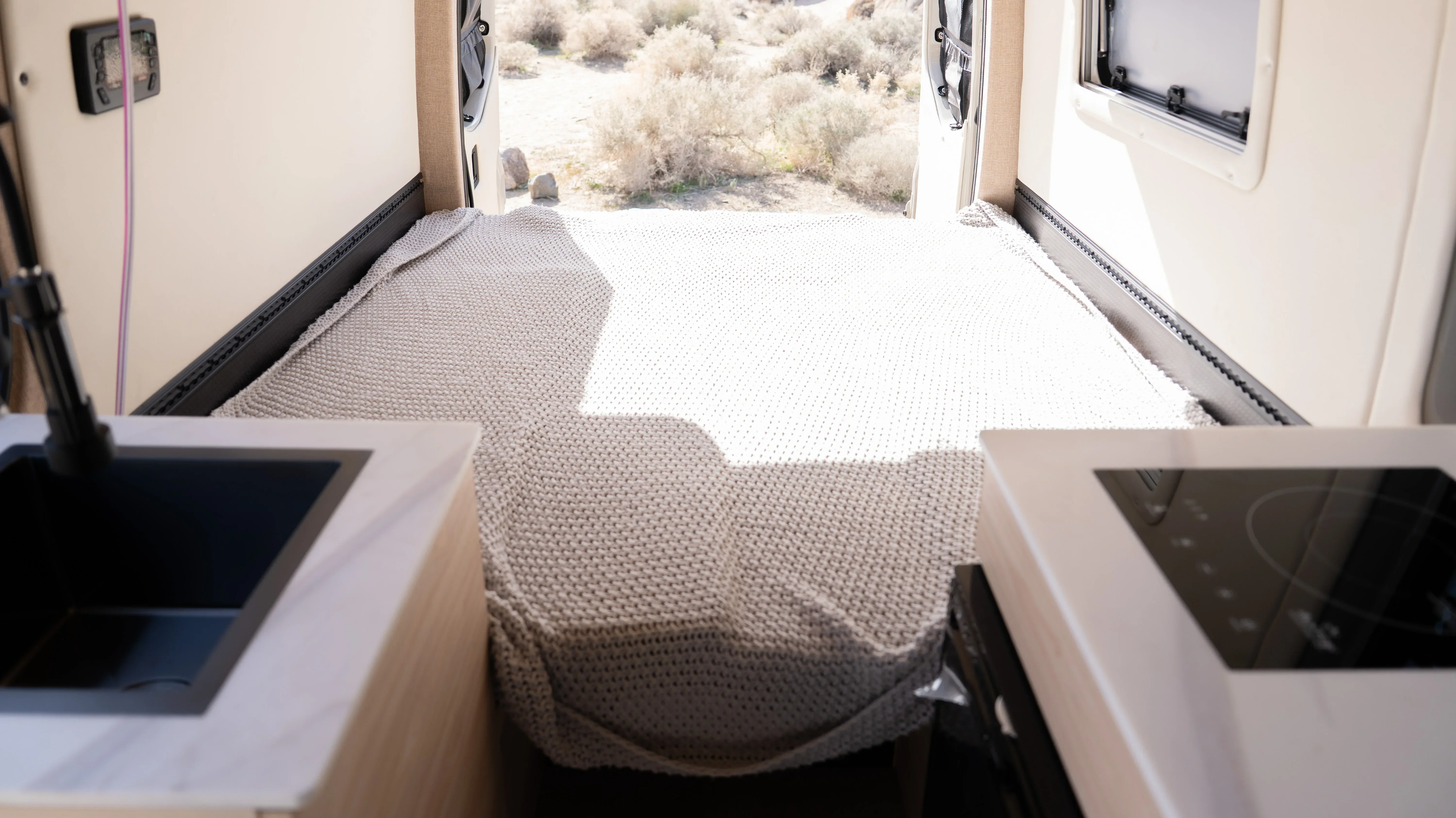 AWD Sprinter Social - "VAN Solo" - Image 13