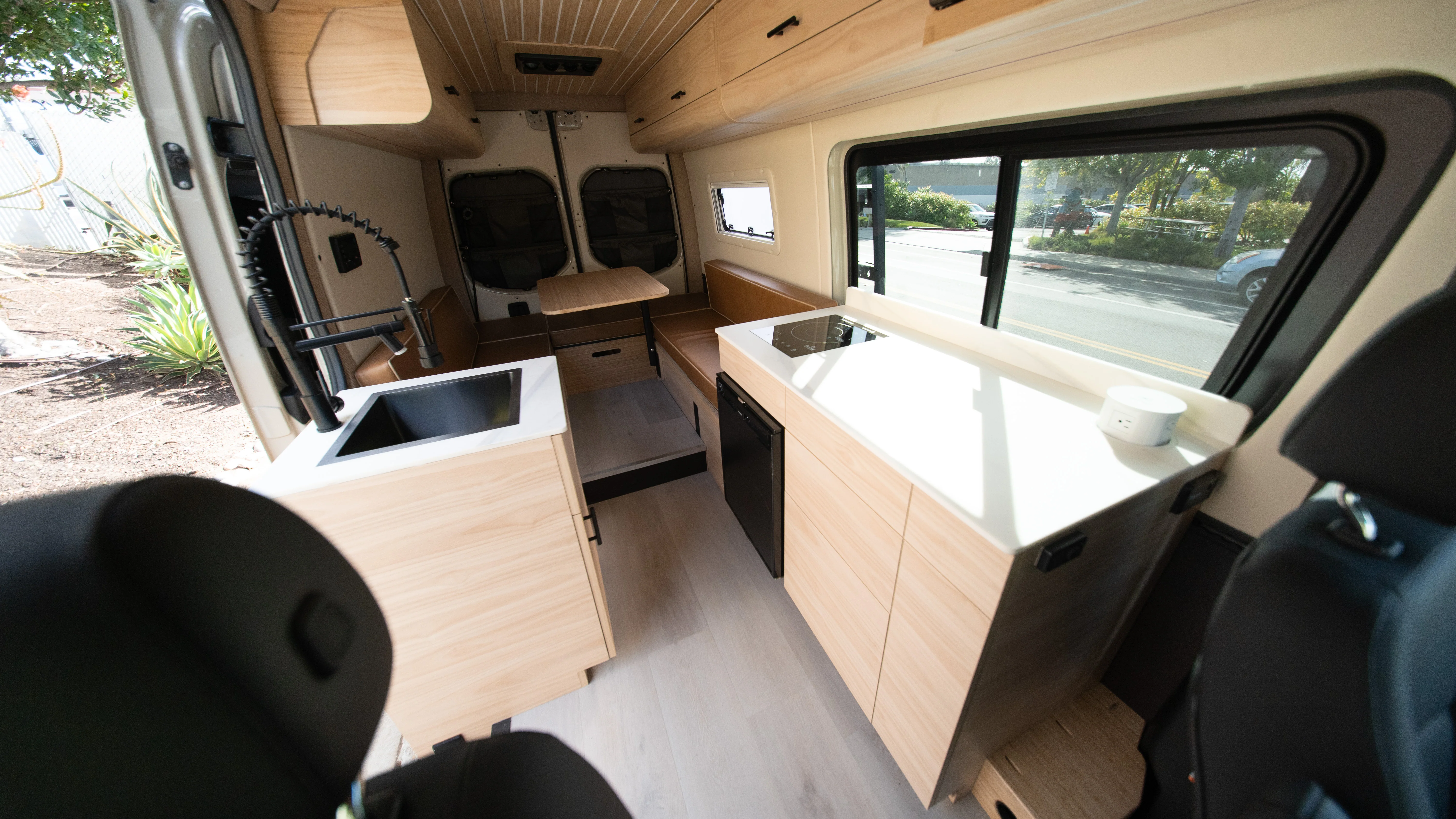 AWD Sprinter Social - "VAN Solo" - Image 4