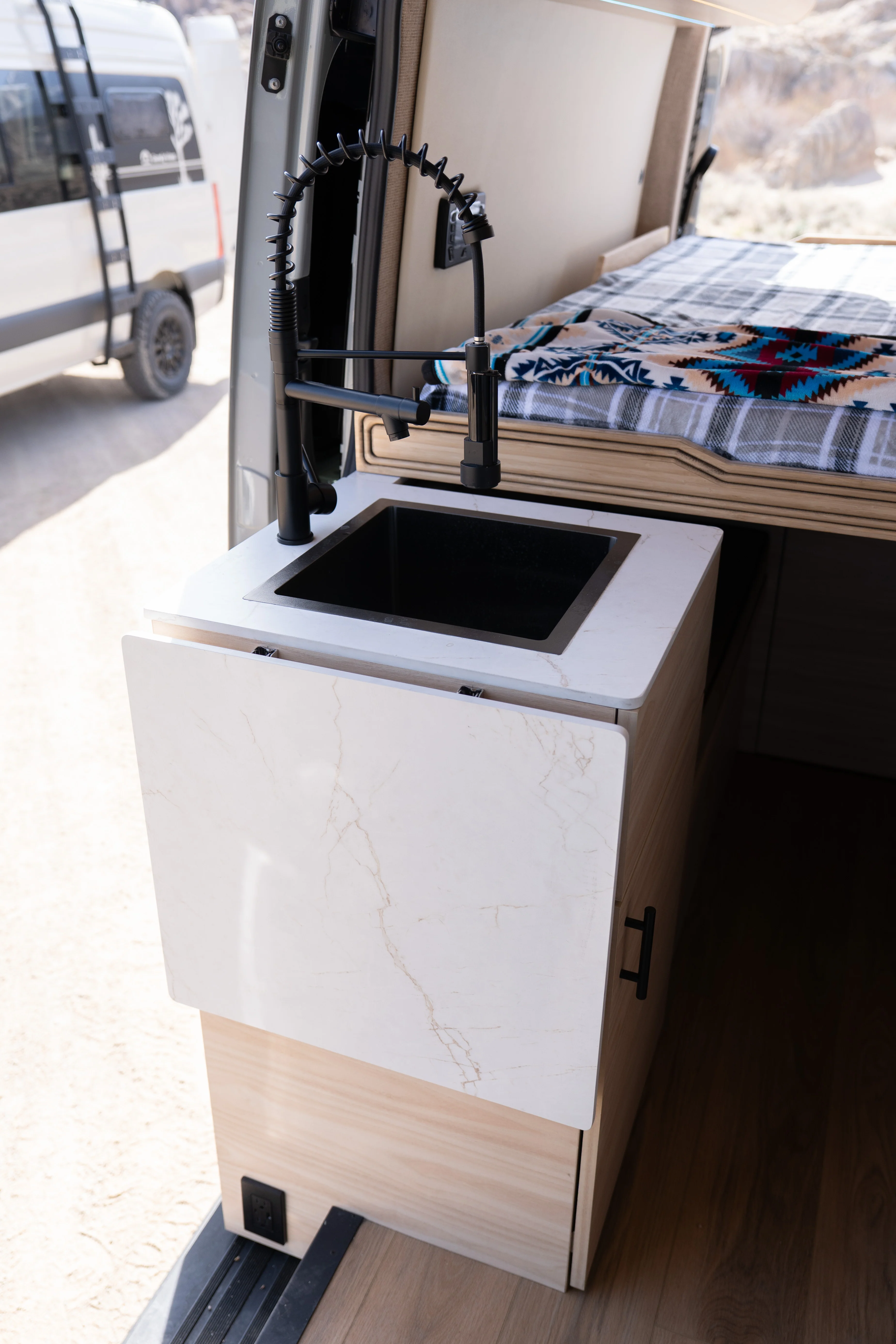 AWD Sprinter SV Scout - "AquaVan" - Image 12