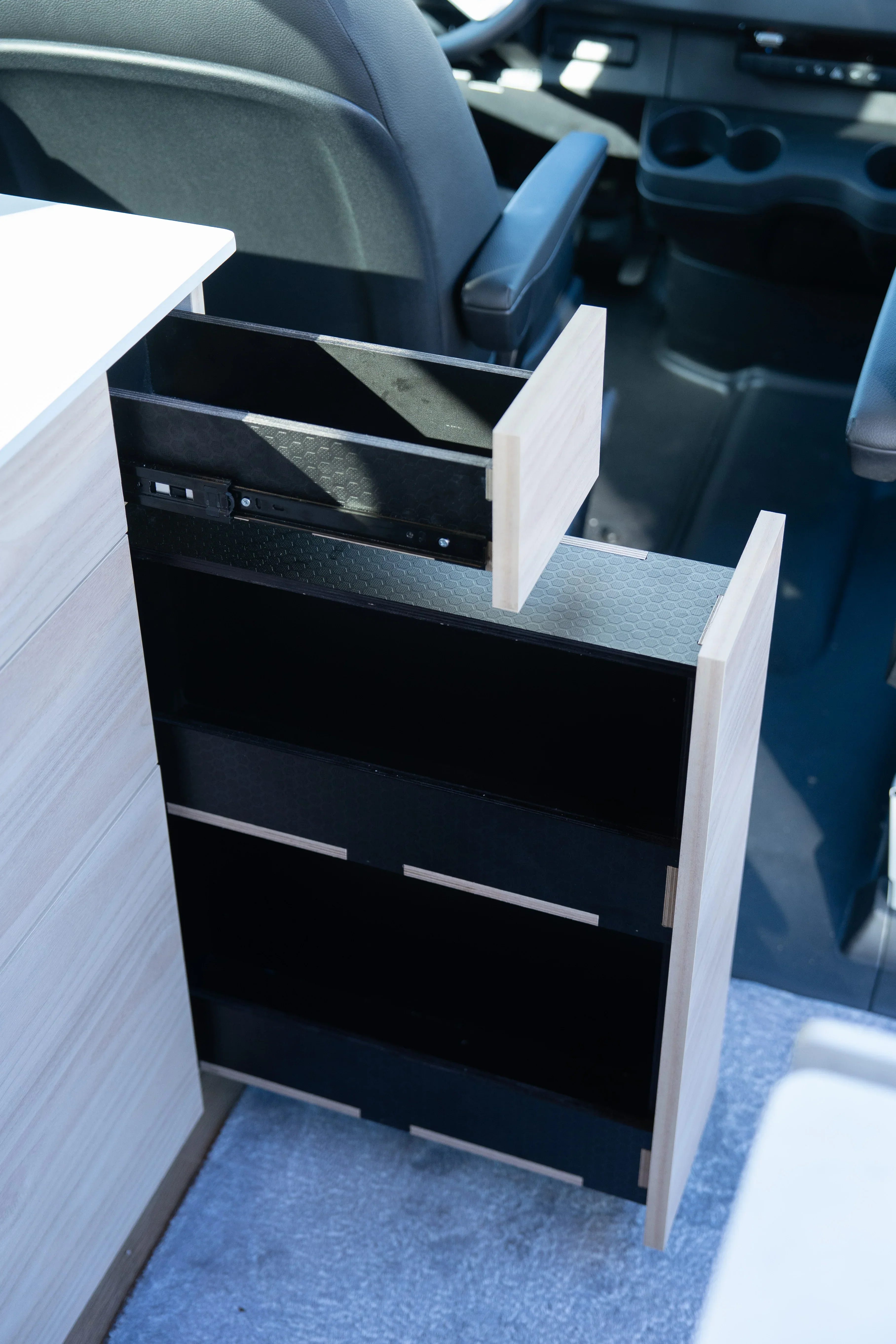 AWD Sprinter SV Scout - "AquaVan" - Image 18