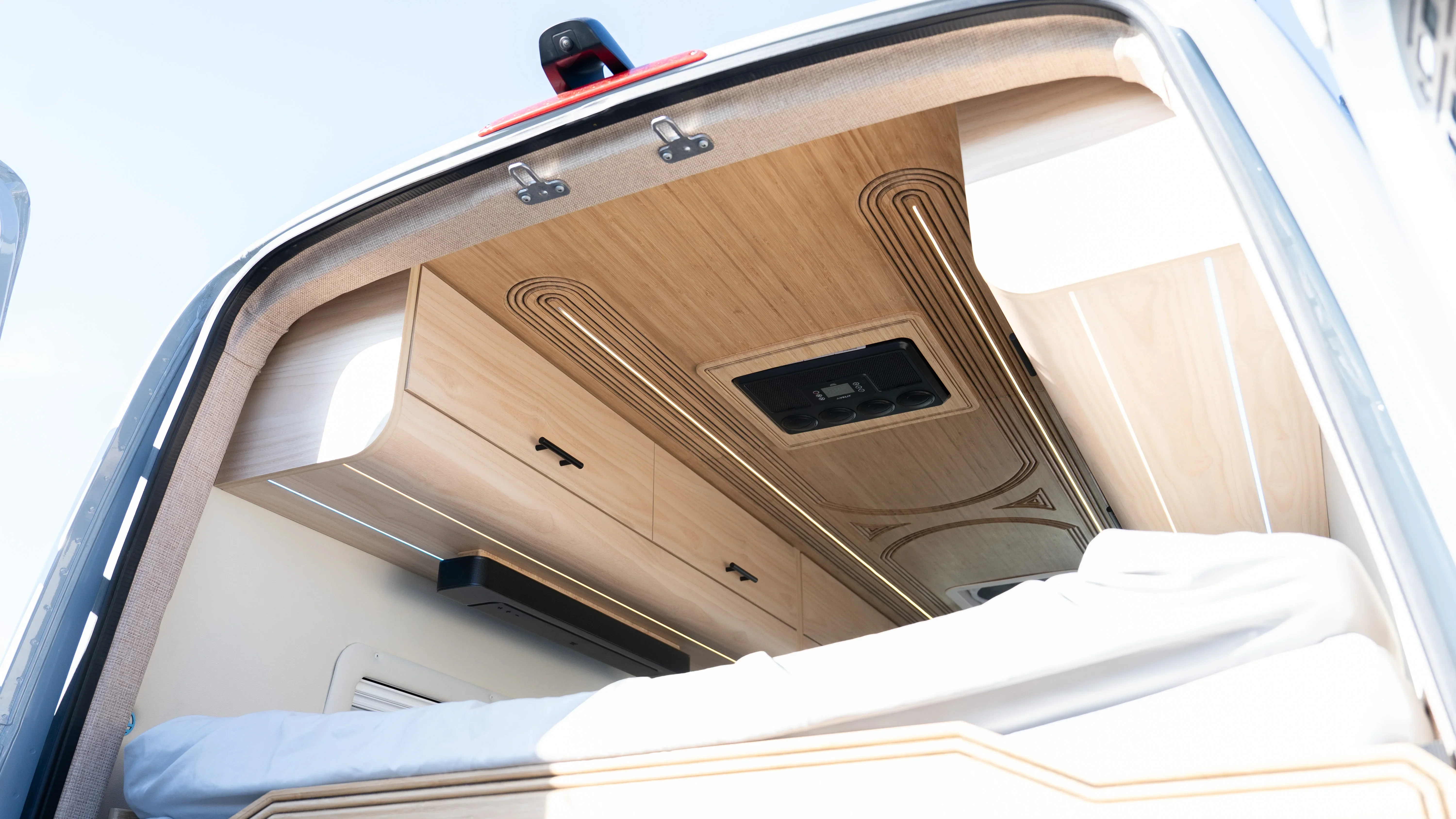 AWD Sprinter SV Scout - "AquaVan" - Image 6