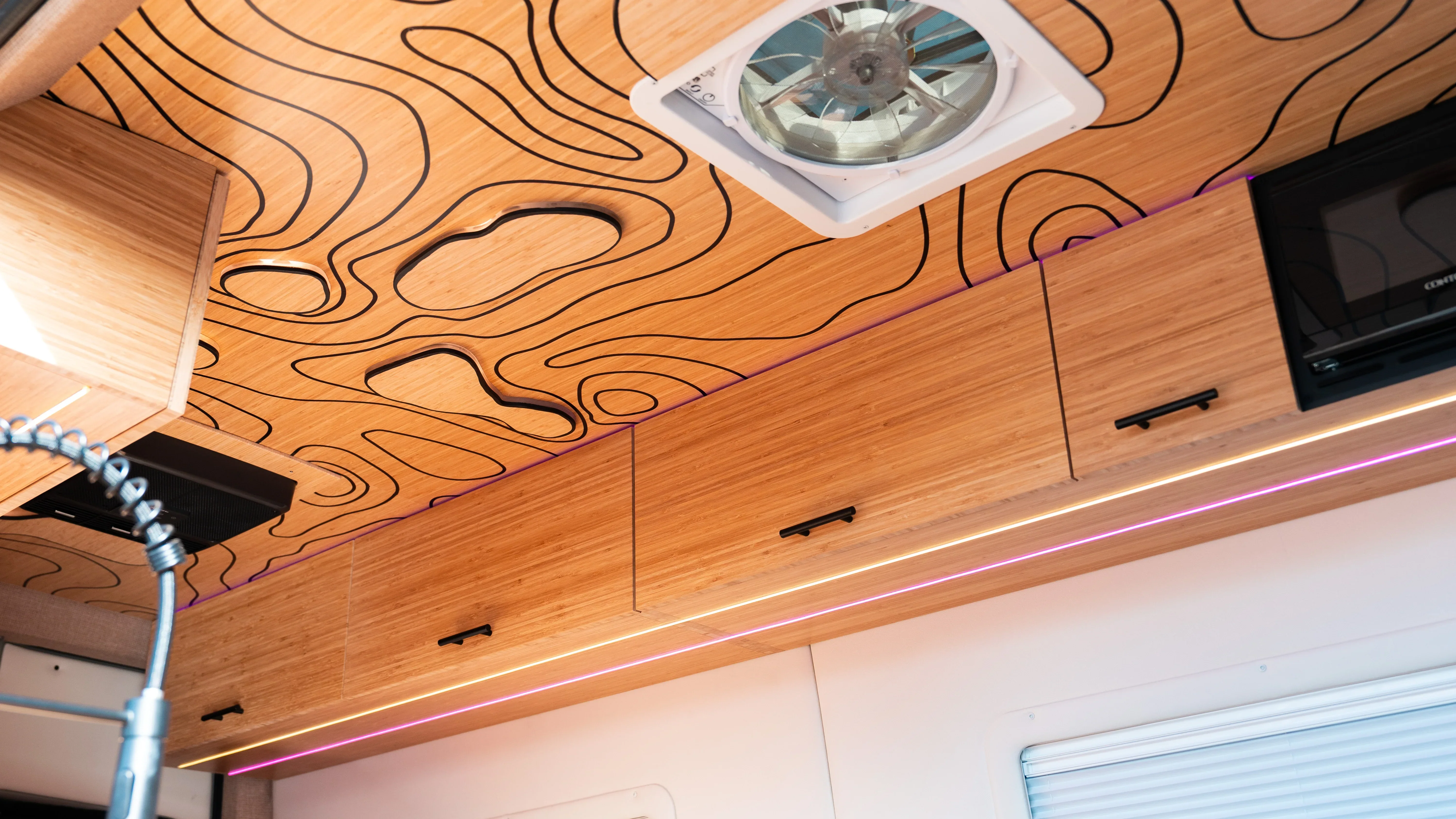 AWD Sprinter Scout - "Billie Vanlish" - Image 4