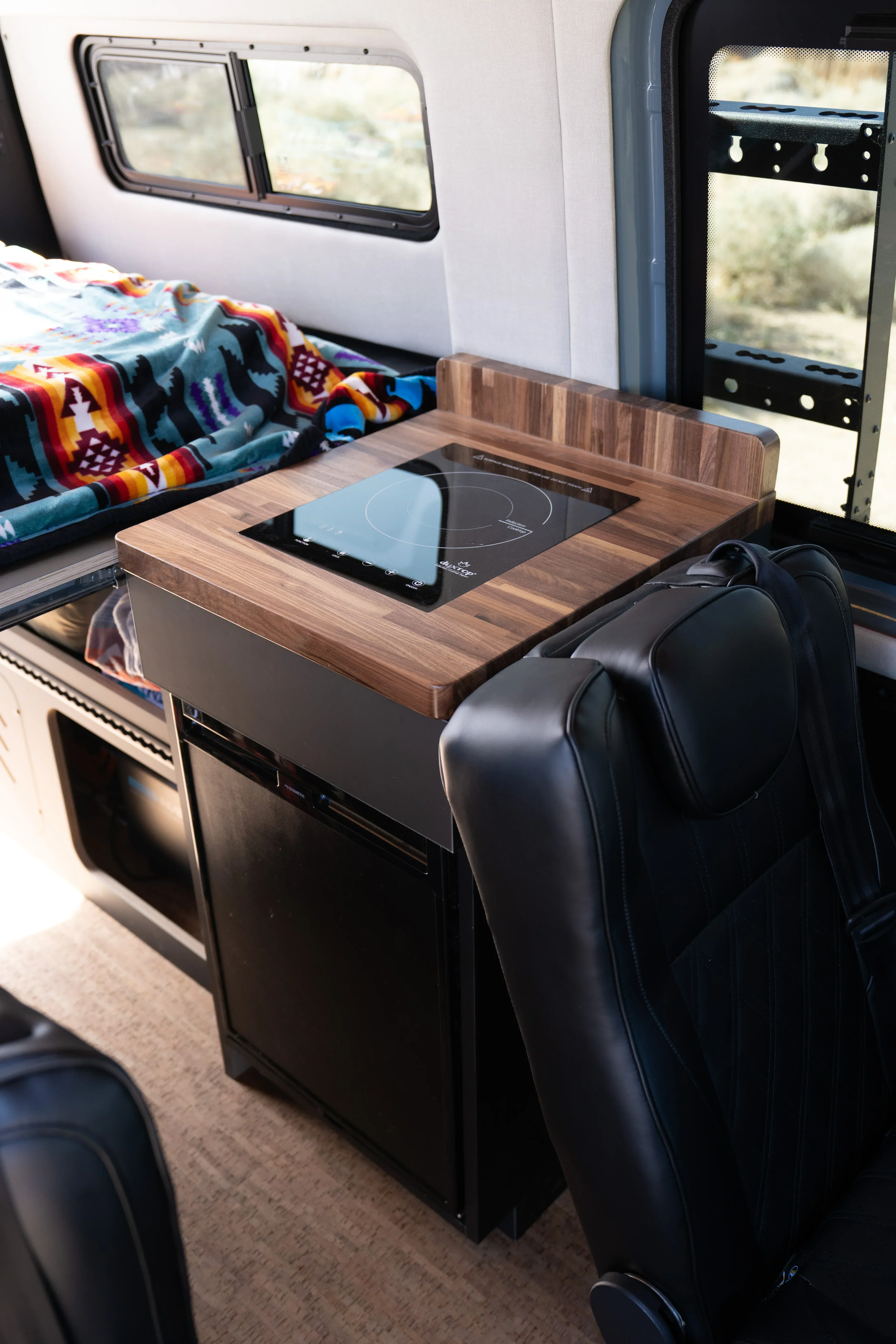 AWD Sprinter Captain Quarters - "Antonio VANderas" - Image 16