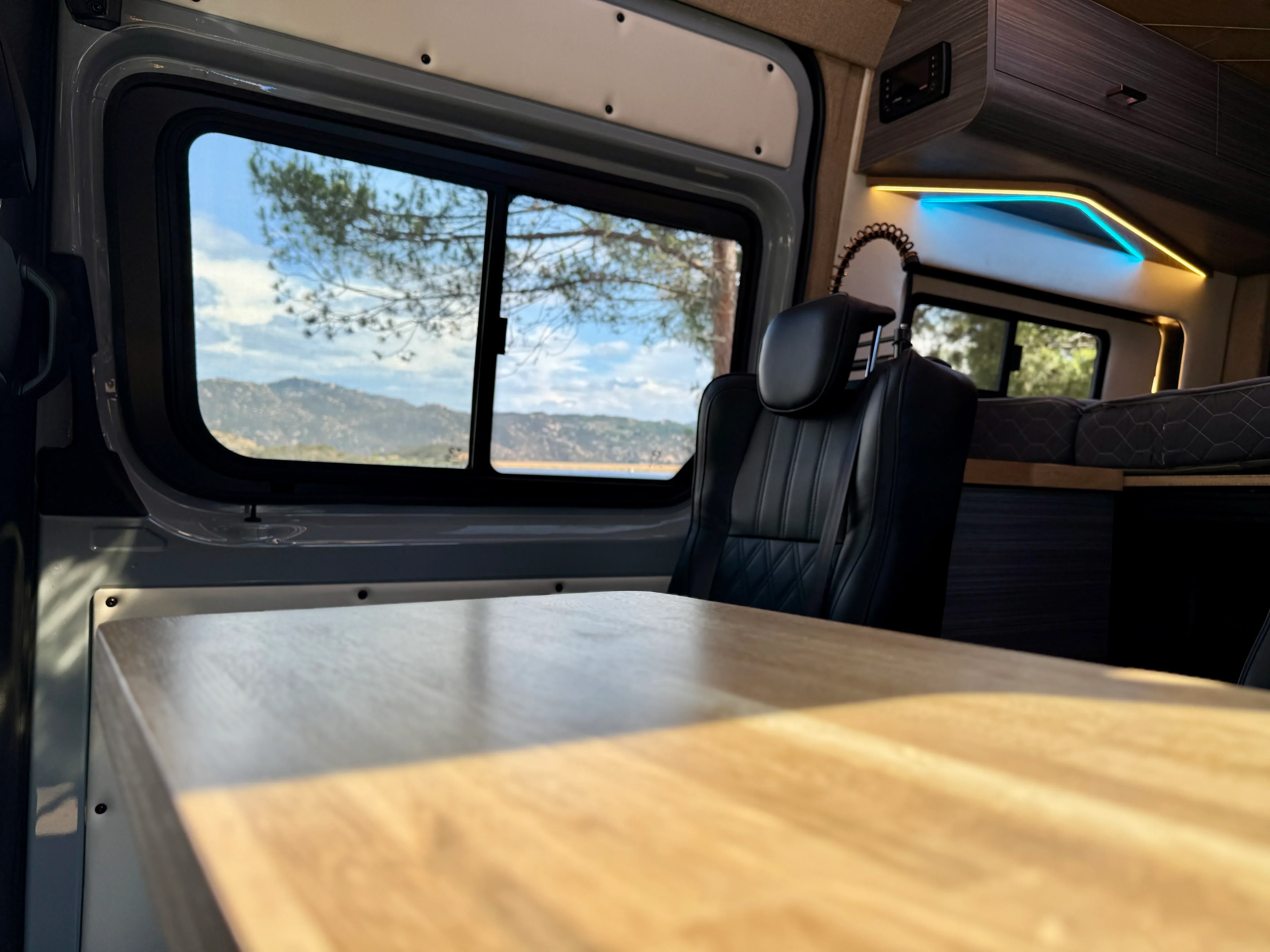 Captain Quarters - AWD Sprinter - "NirVANa" - Image 10