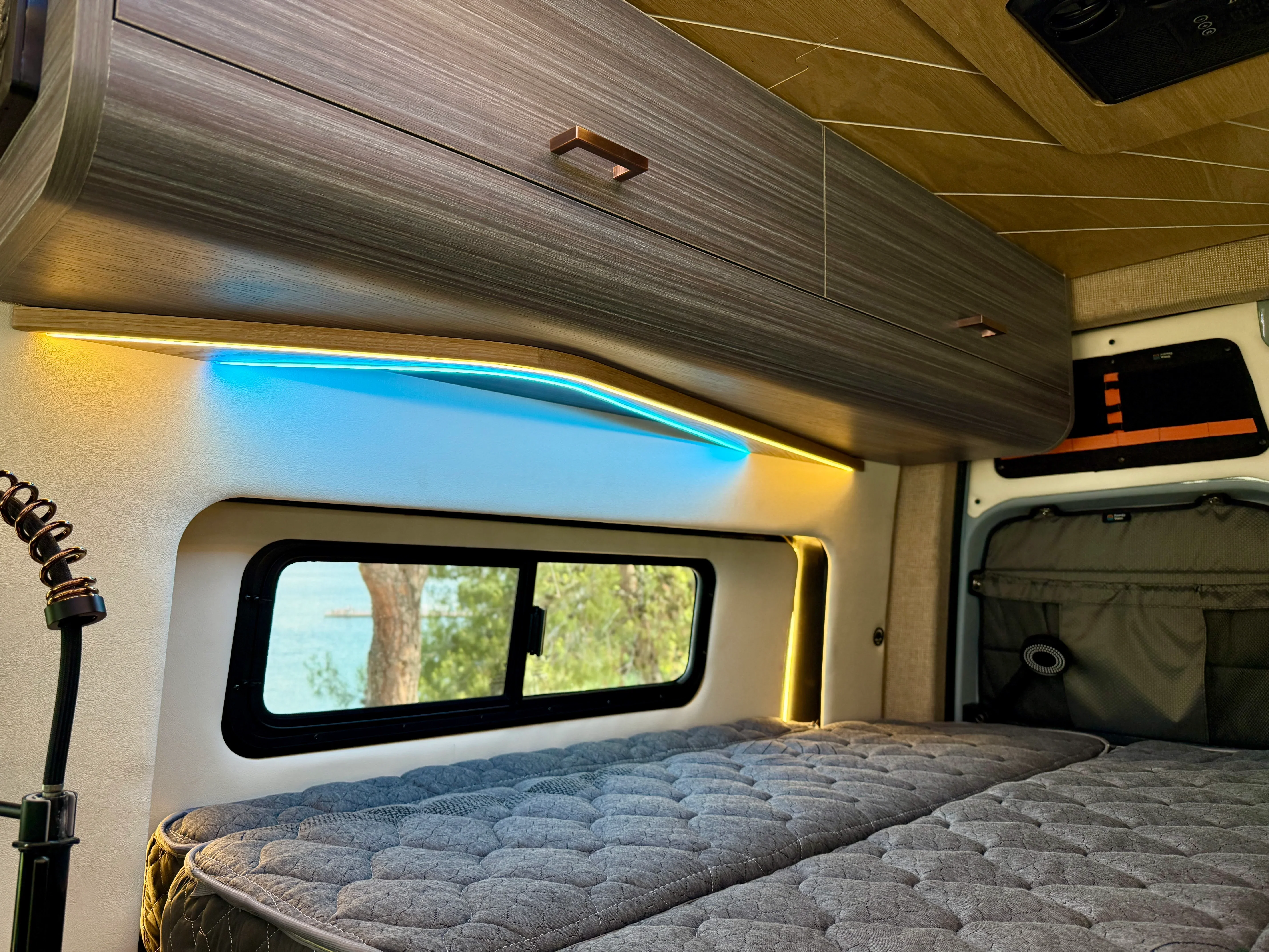 Captain Quarters - AWD Sprinter - "NirVANa" - Image 20