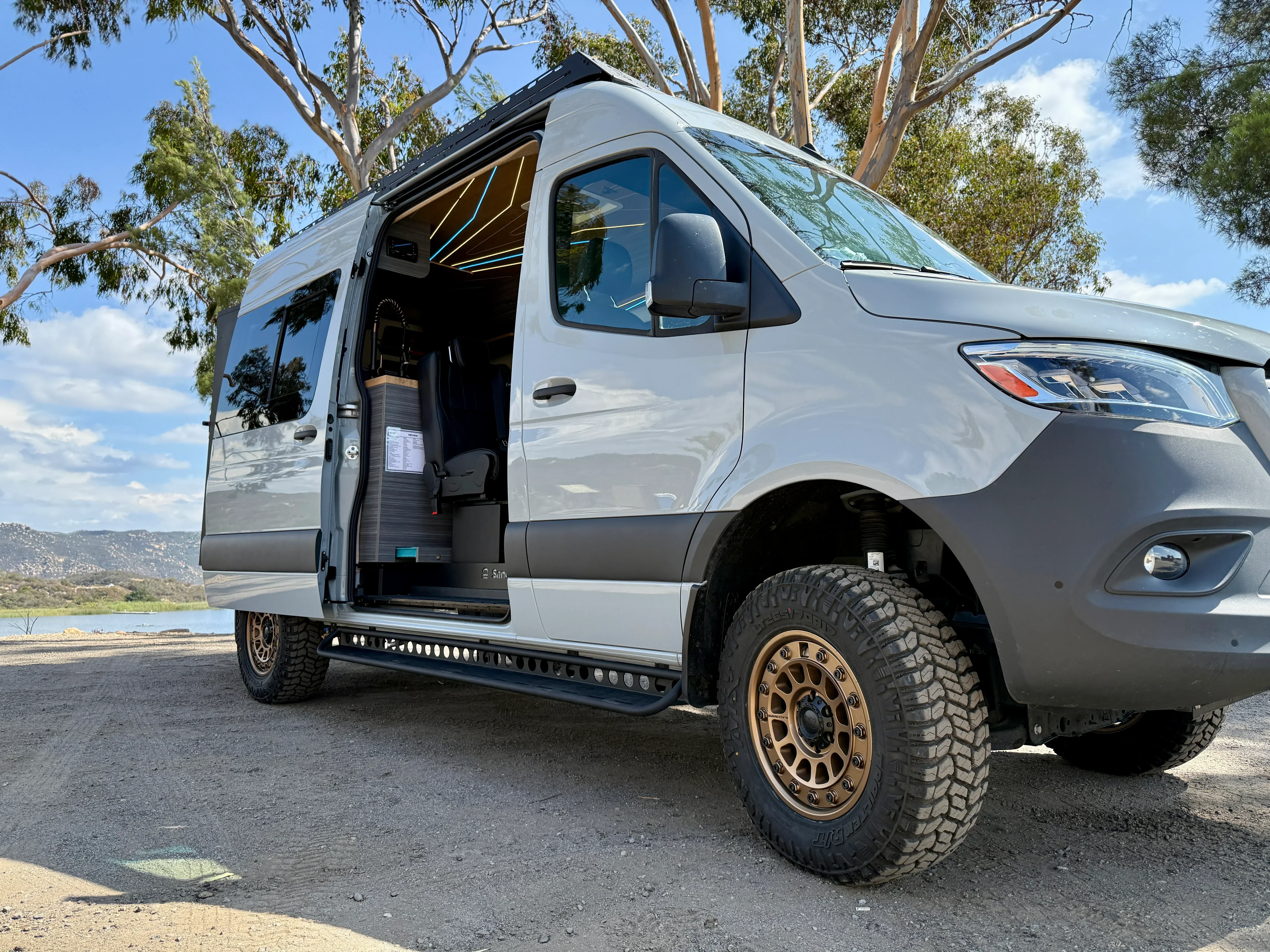 Captain Quarters - AWD Sprinter - "NirVANa" - Image 27