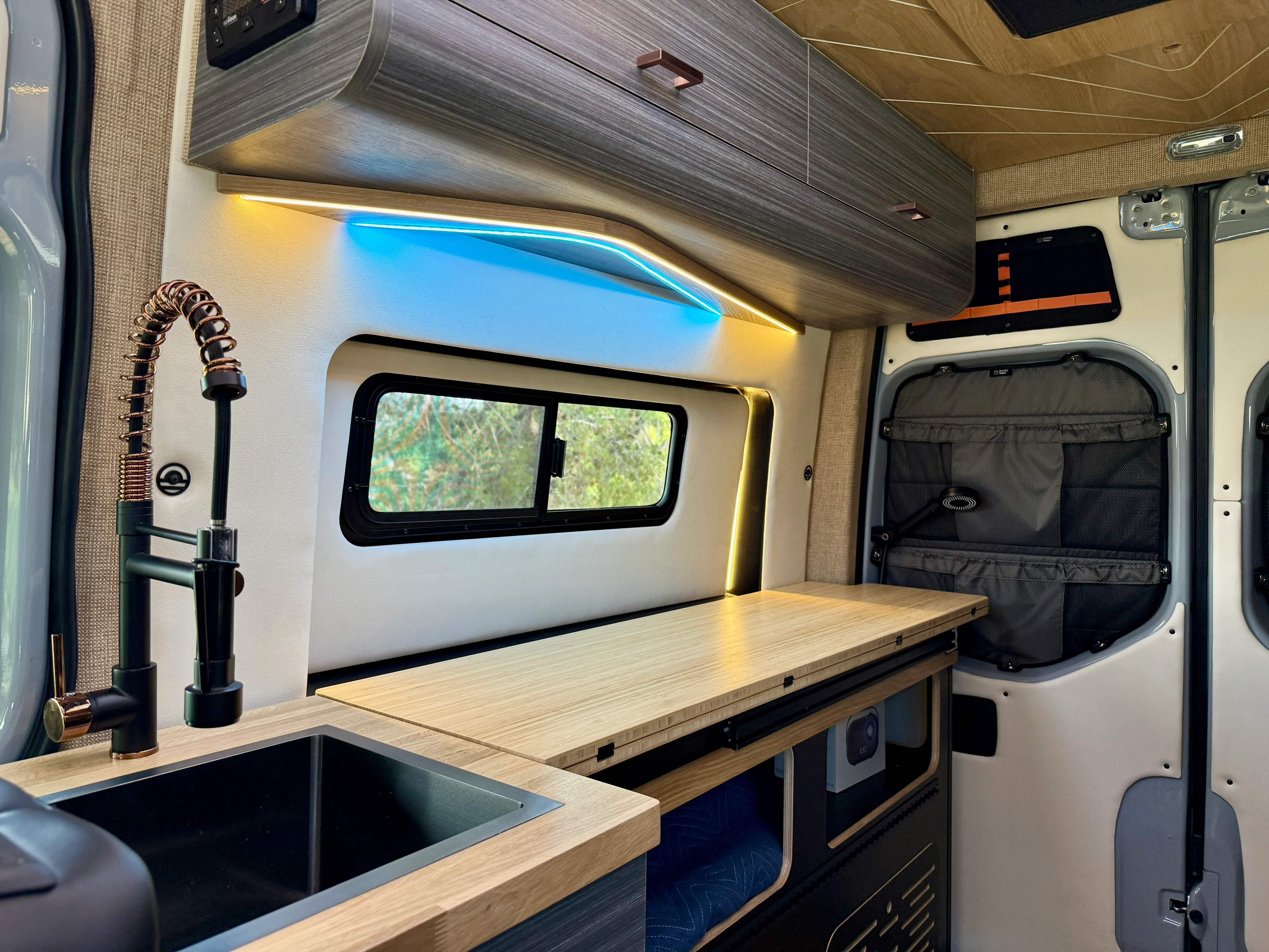 Captain Quarters - AWD Sprinter - "NirVANa" - Image 8