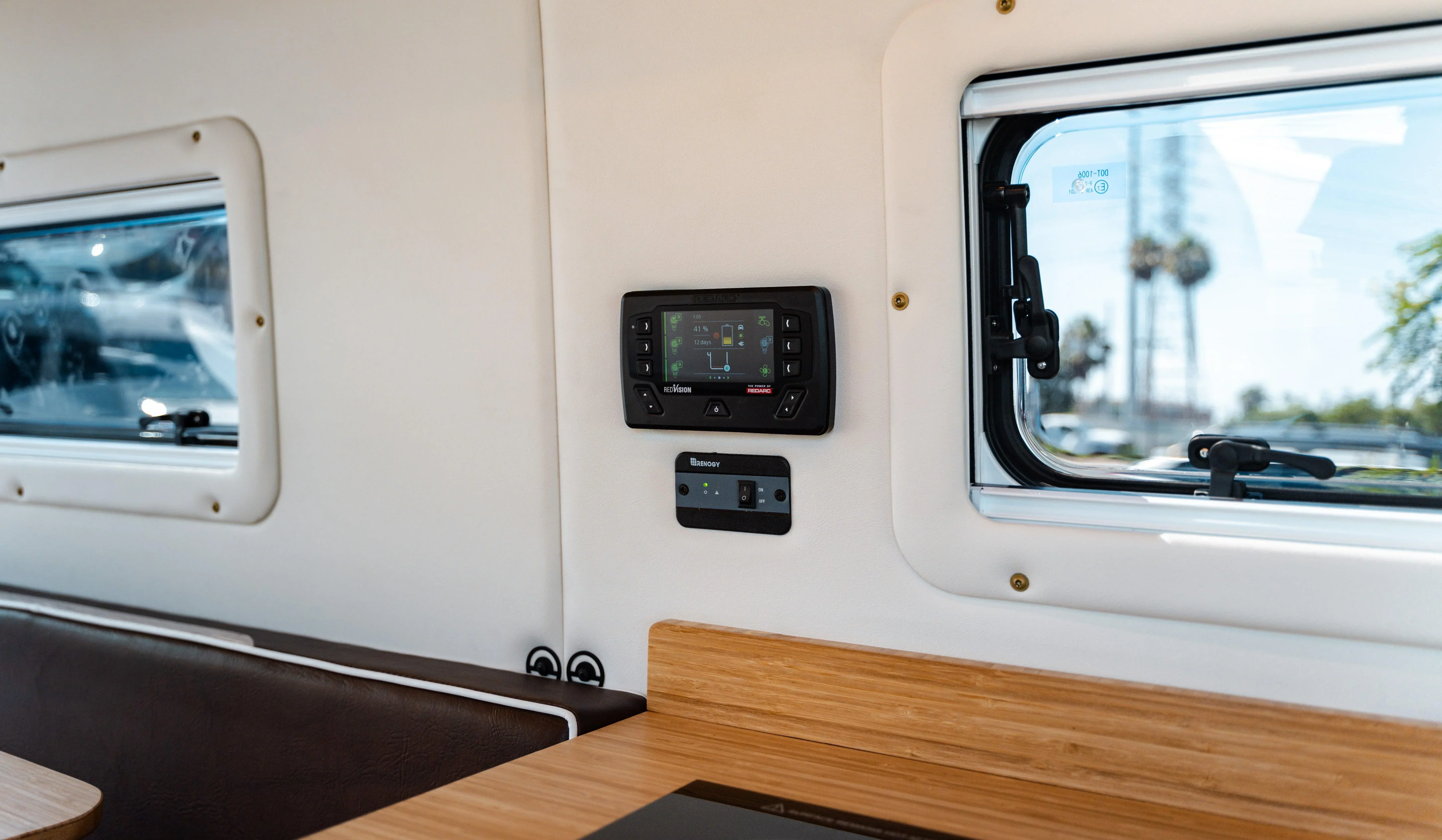 Jennifer Vaniston - Image 11