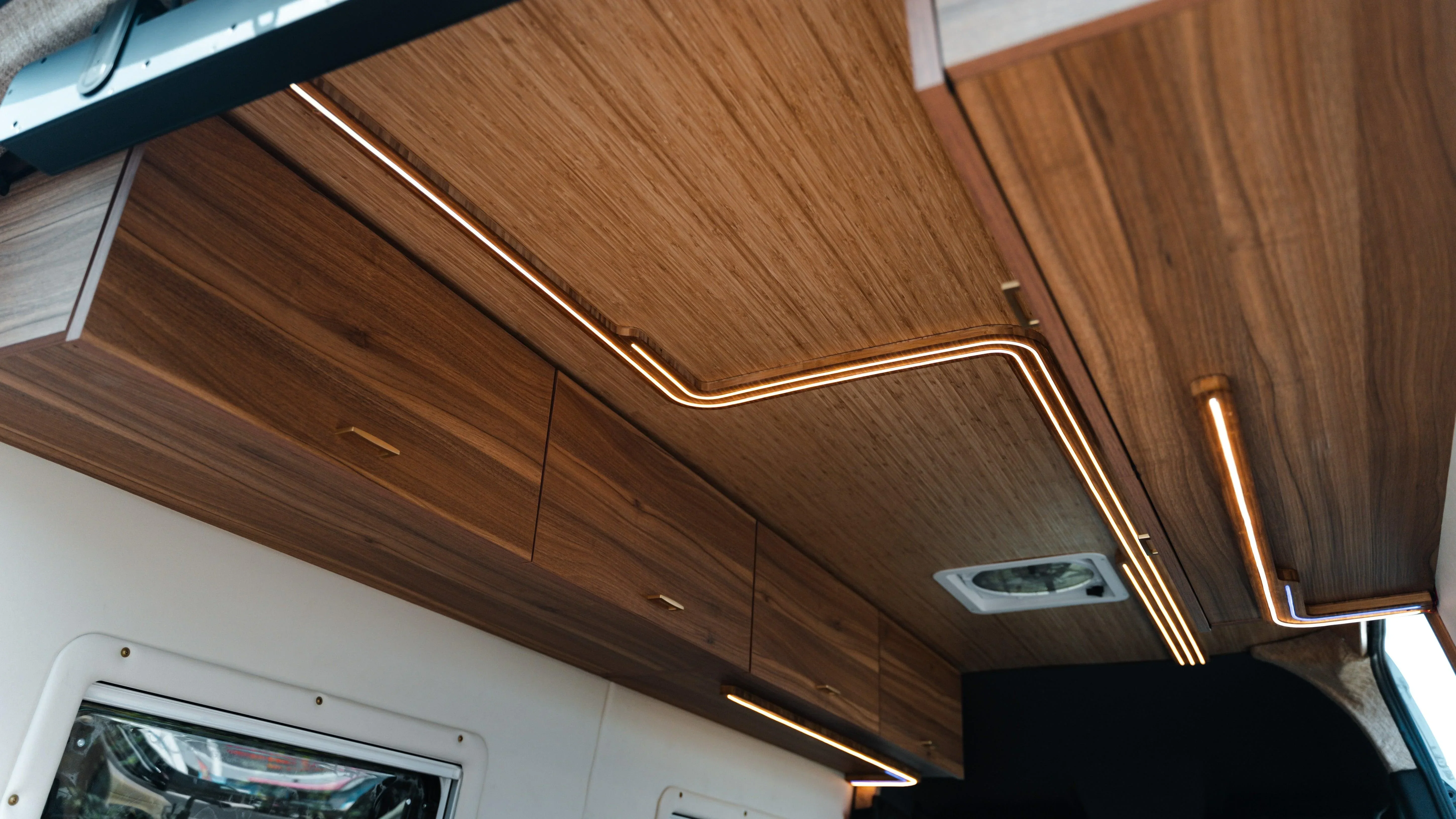 Jennifer Vaniston - Image 6