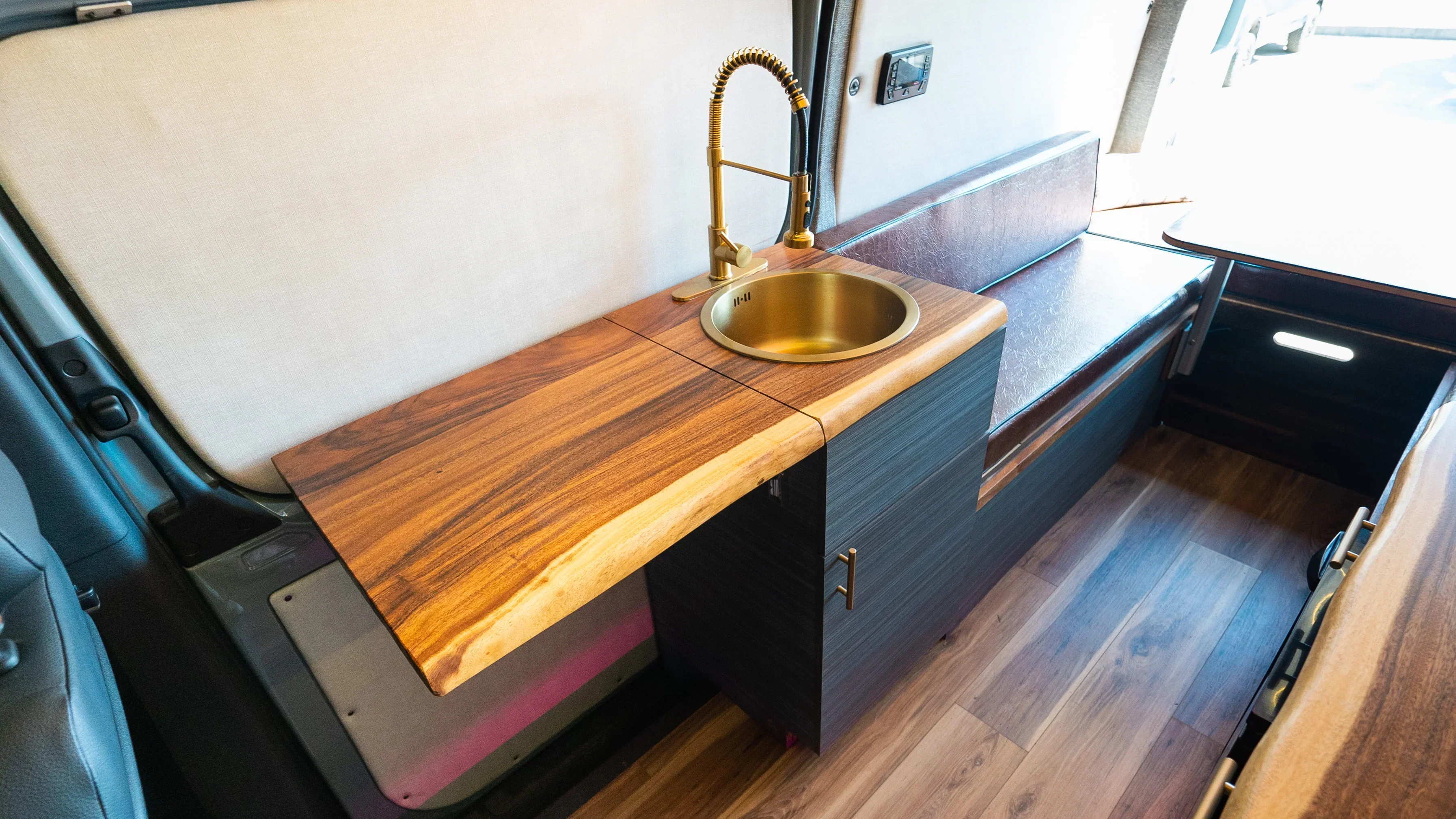 AWD Sprinter Social - "Lt Van Taylor" - Image 11