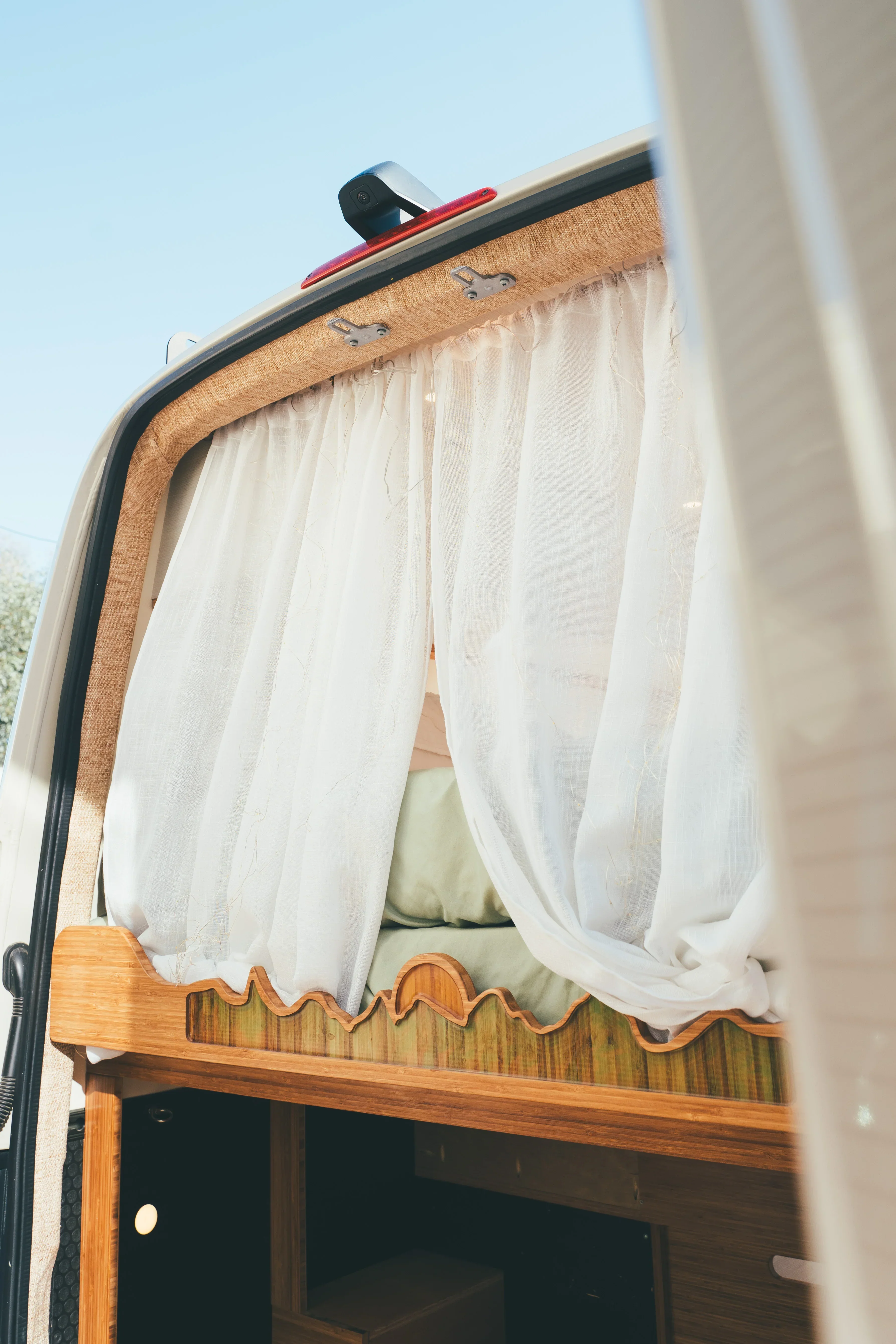 AWD Sprinter SV Scout - "Luna LoveVAN" - Image 23