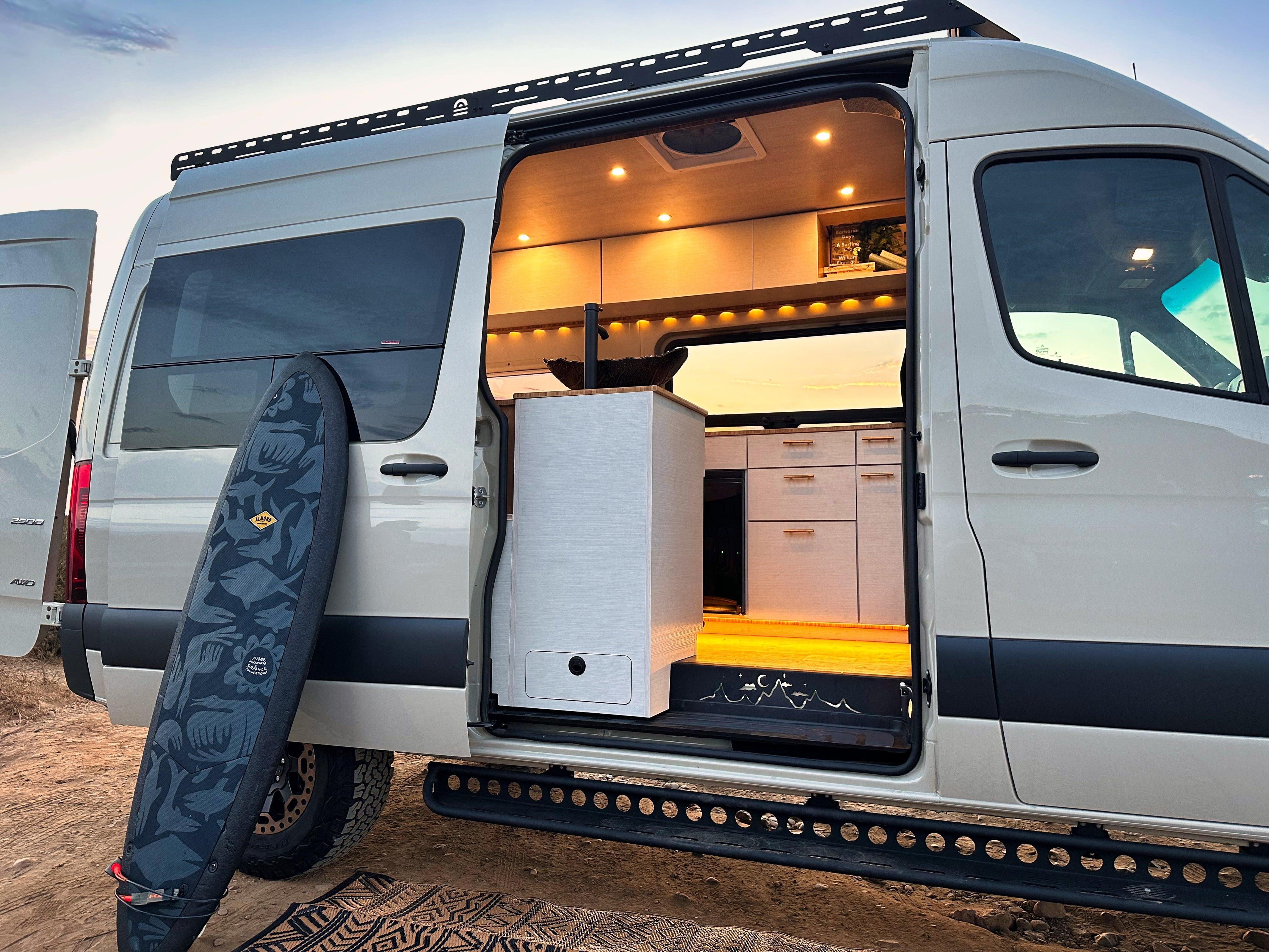 AWD Sprinter SV Scout - "Luna LoveVAN" - Image 5