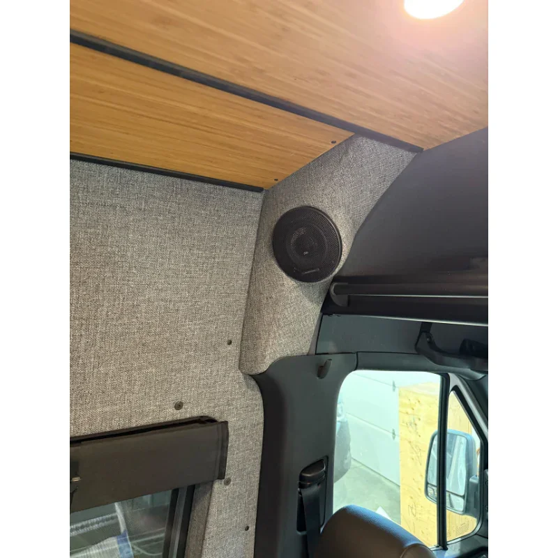 Mercedes Sprinter B-Pillar Driver - Image 3