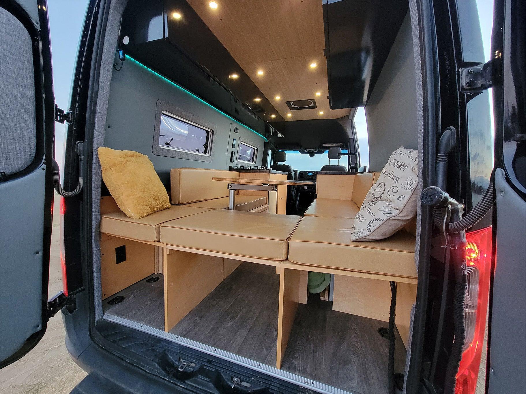 Morgan FreeVan - Image 6