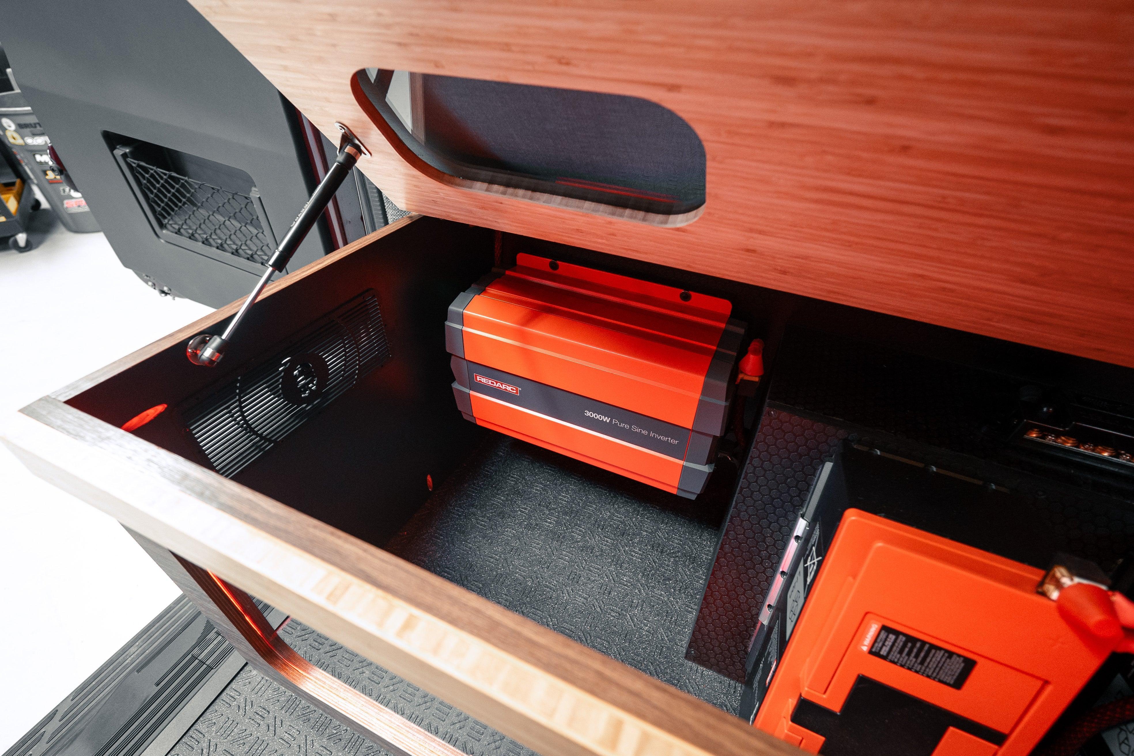 REDARC Show Rig - "Steve IrVAN" - Image 20