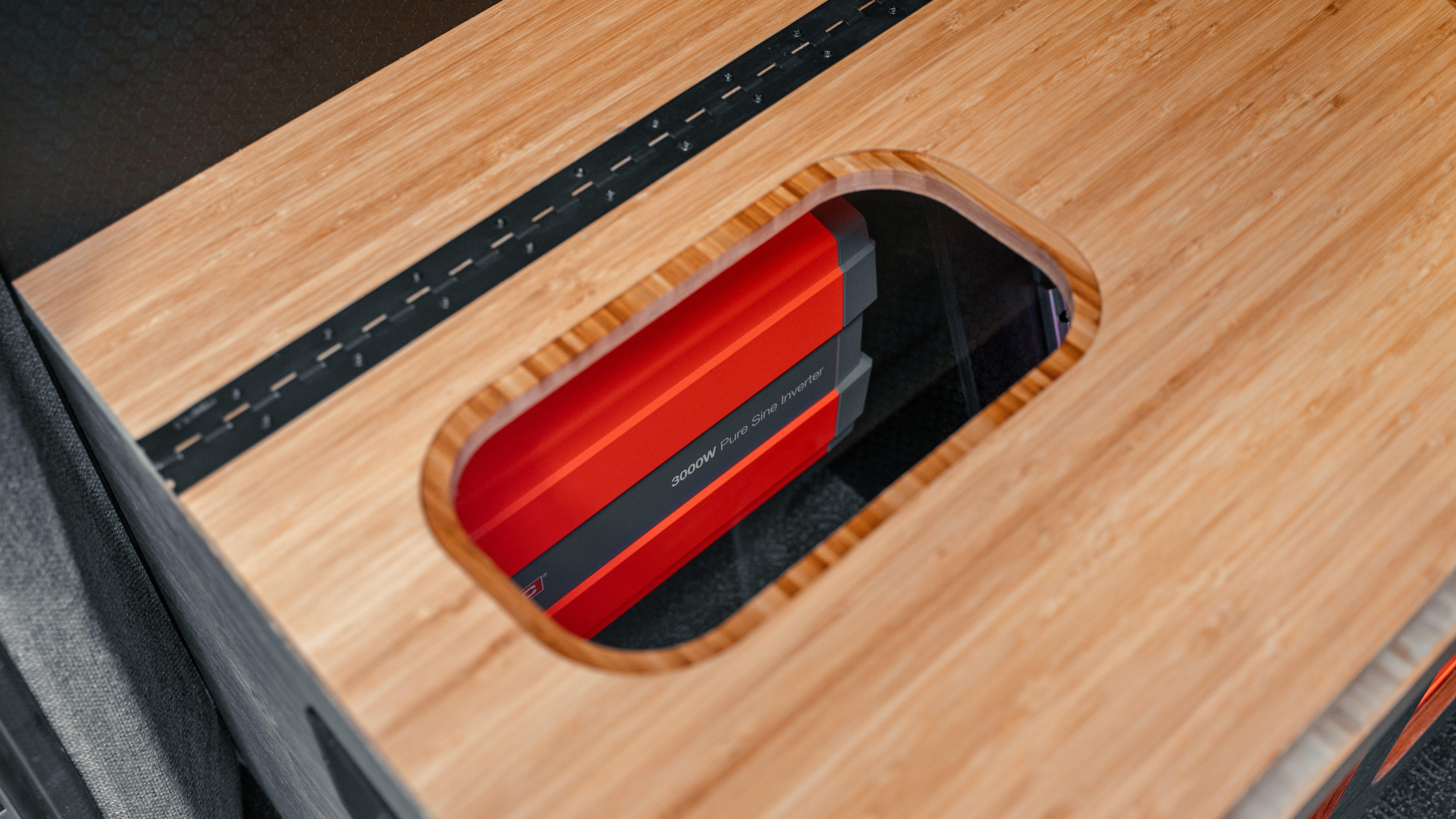 REDARC Show Rig - "Steve IrVAN" - Image 23