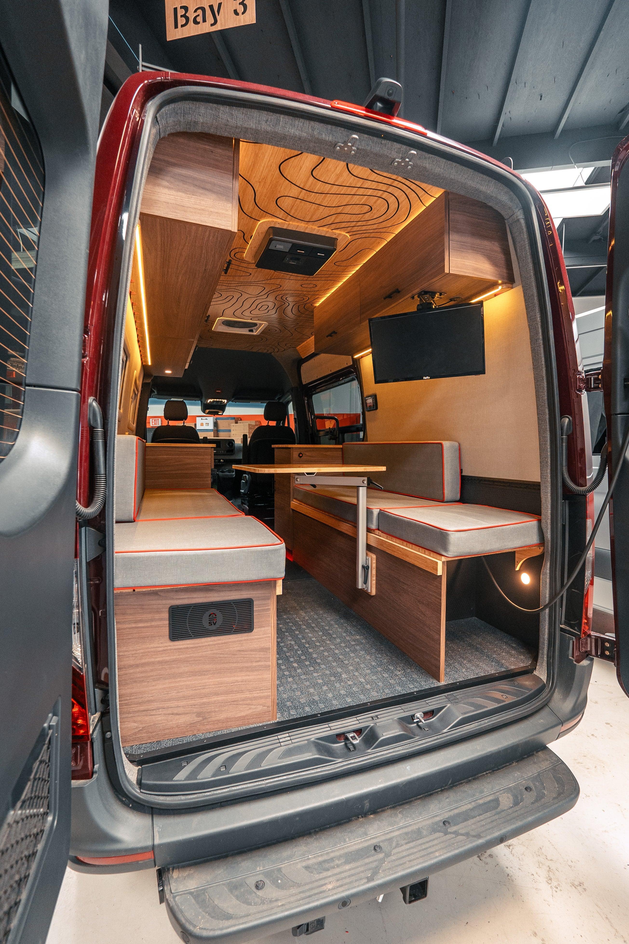 REDARC Show Rig - "Steve IrVAN" - Image 27