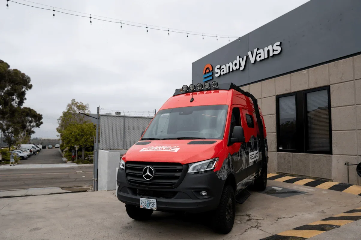 REDARC Show Rig - "Steve IrVAN" - Image 5