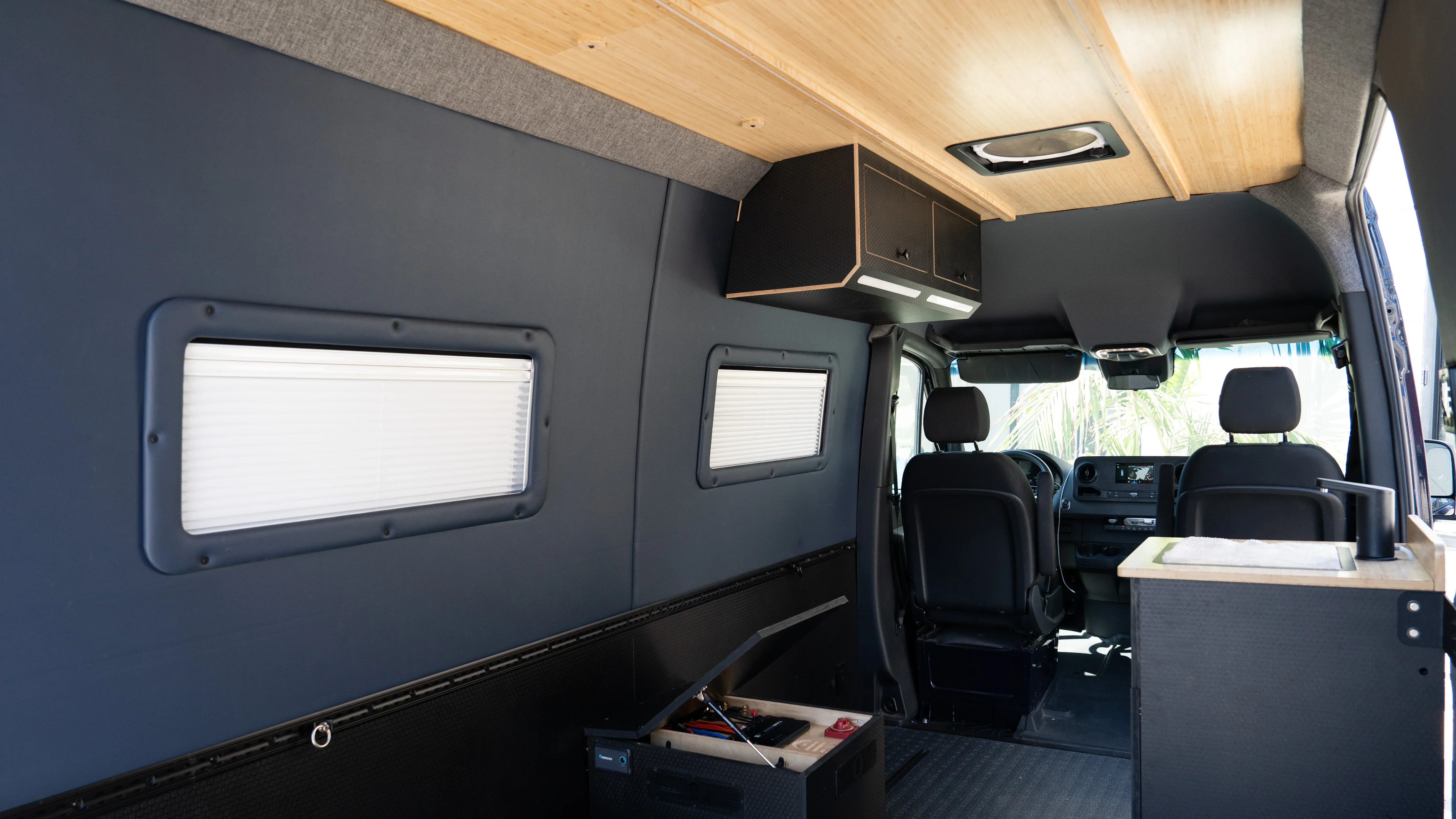 Sandy Sunday - BONES BUILD - Image 4