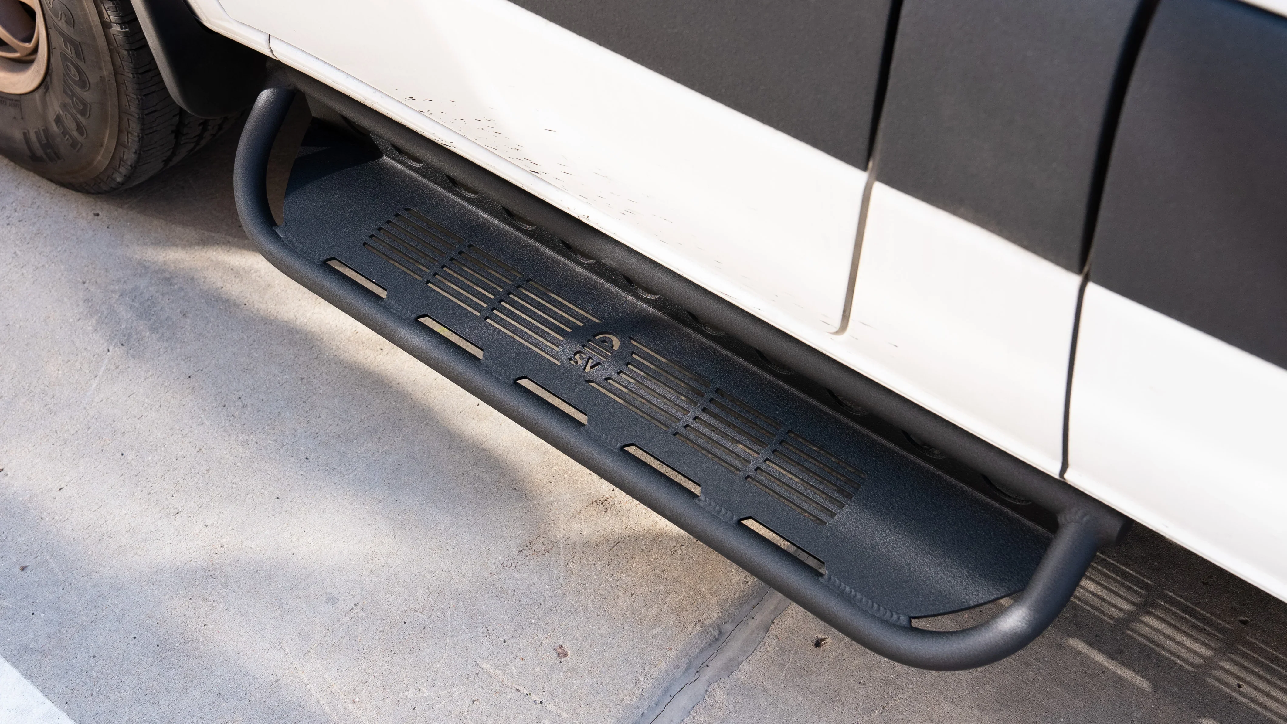 SV Sprinter Van Side Steps - Image 4