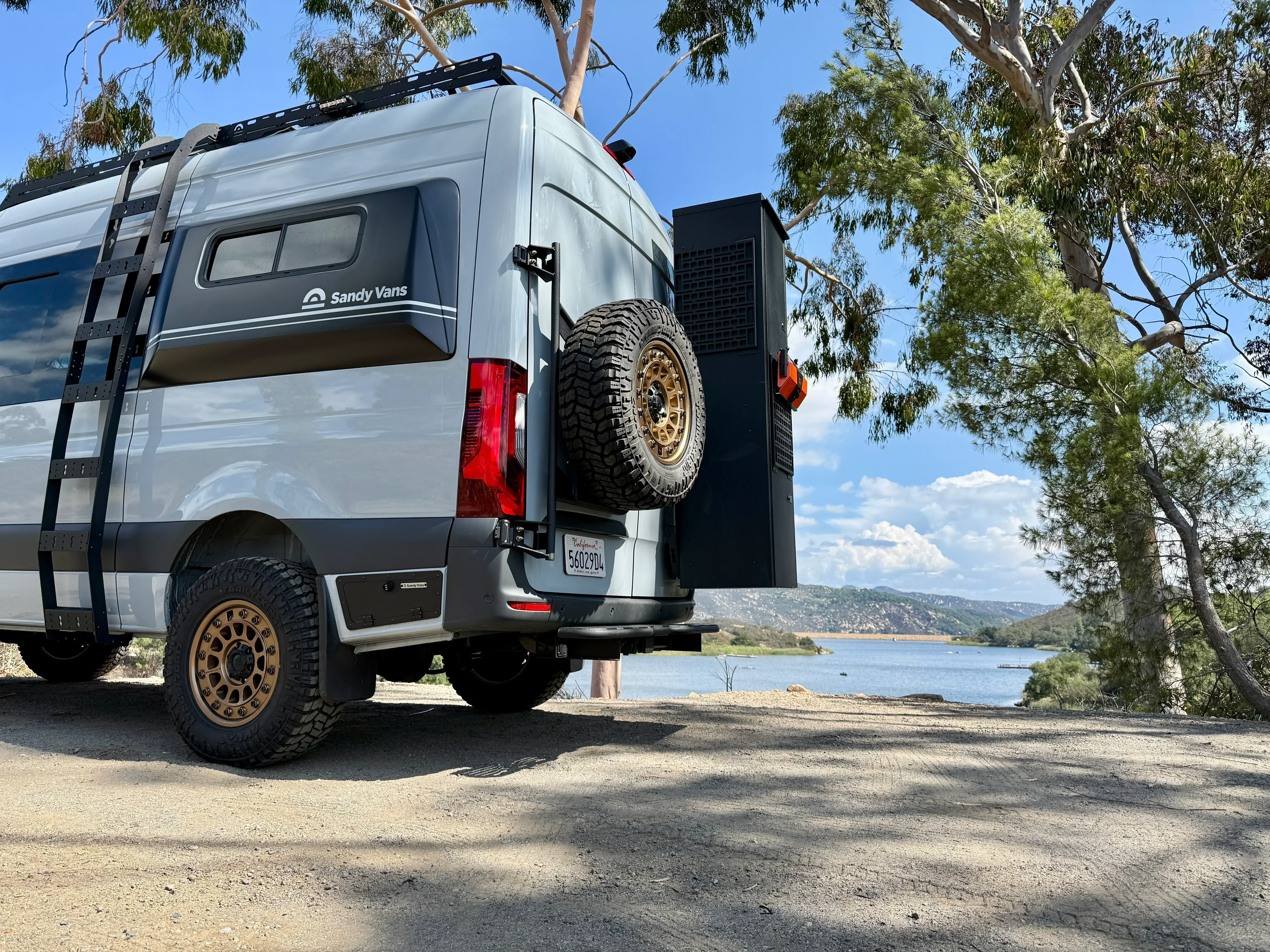 Captain Quarters - AWD Sprinter - "NirVANa" - Image 31