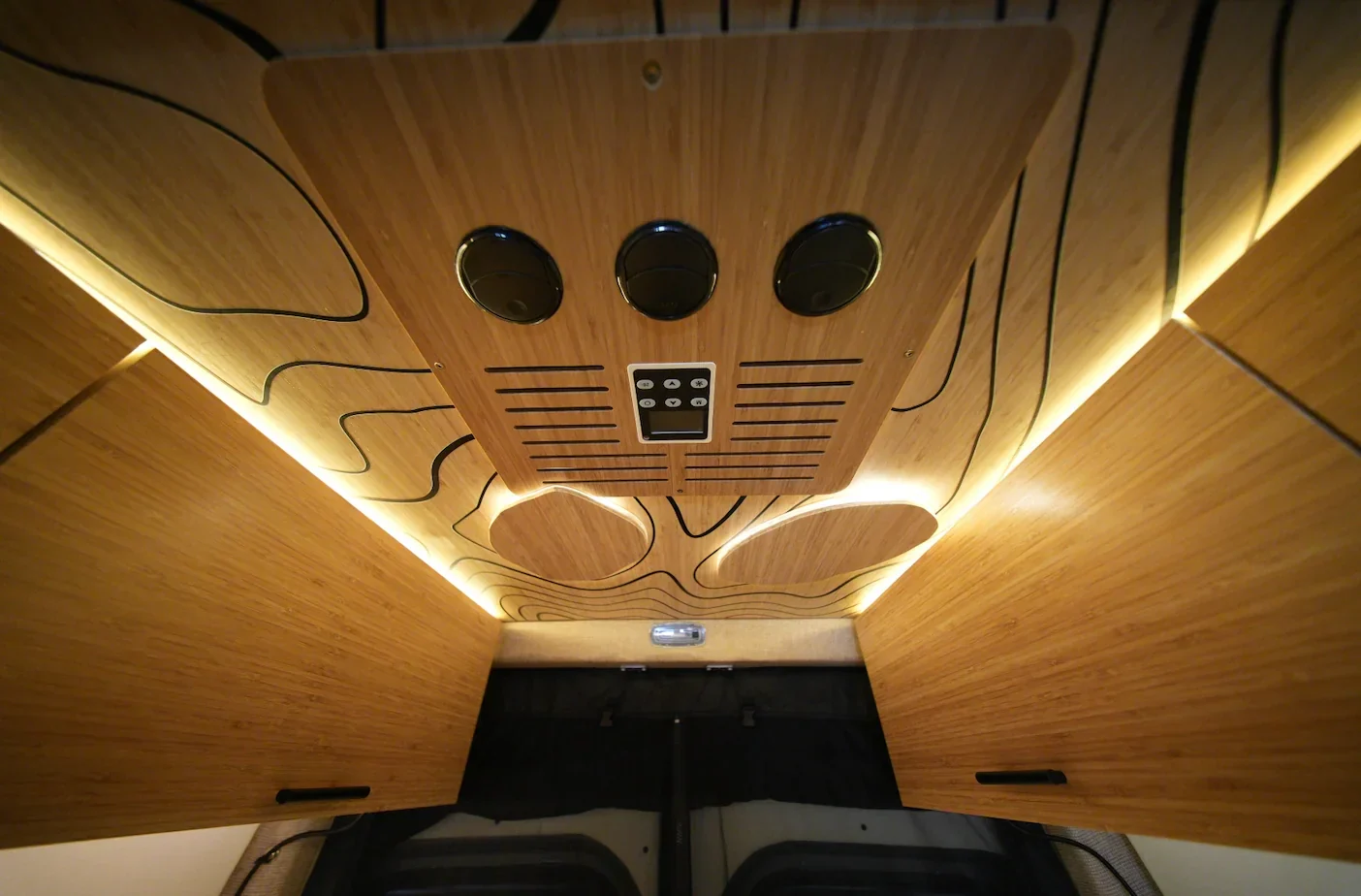 AWD Sprinter Scout - "Van Diego" - Image 11