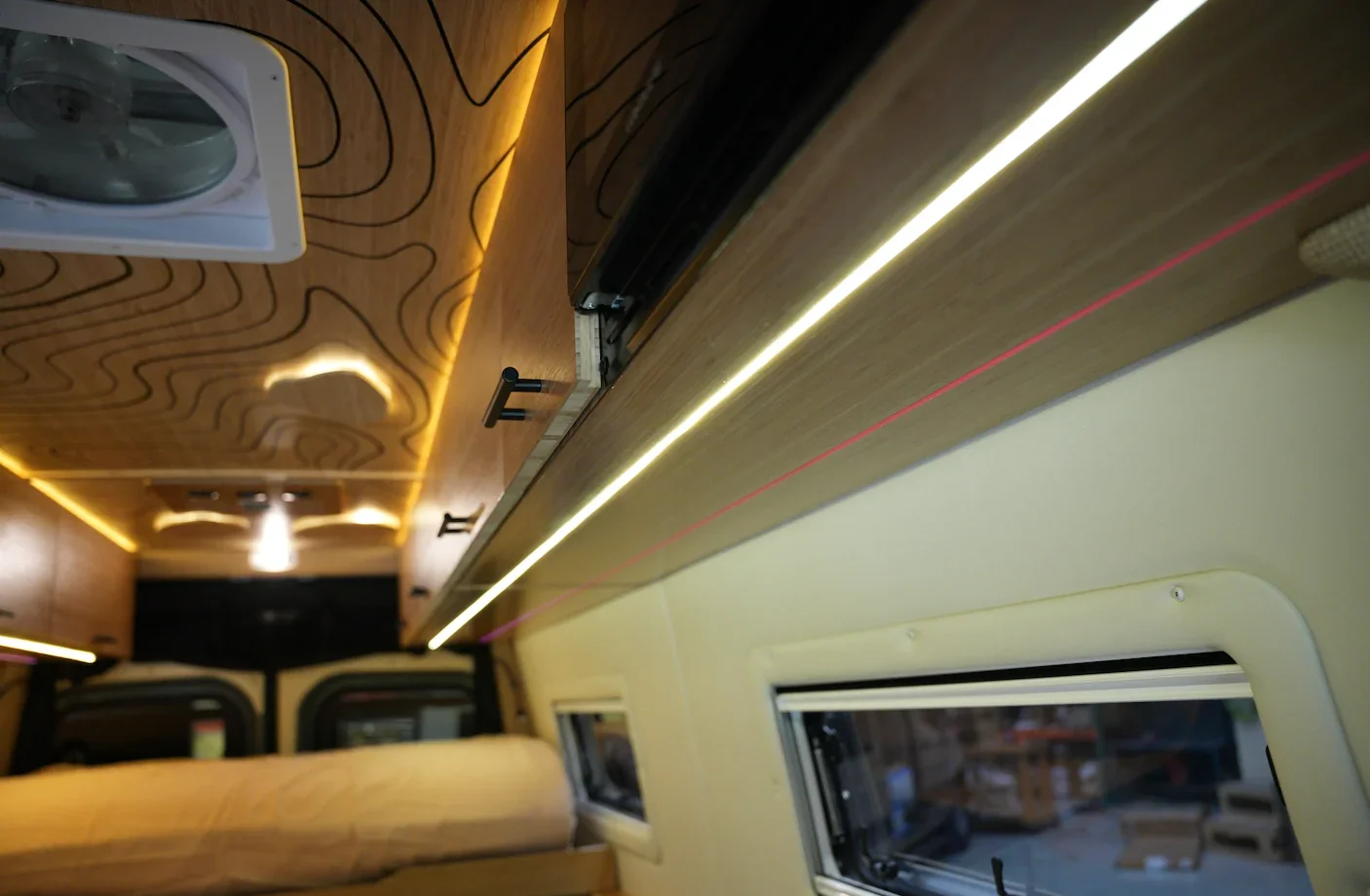 AWD Sprinter Scout - "Van Diego" - Image 27