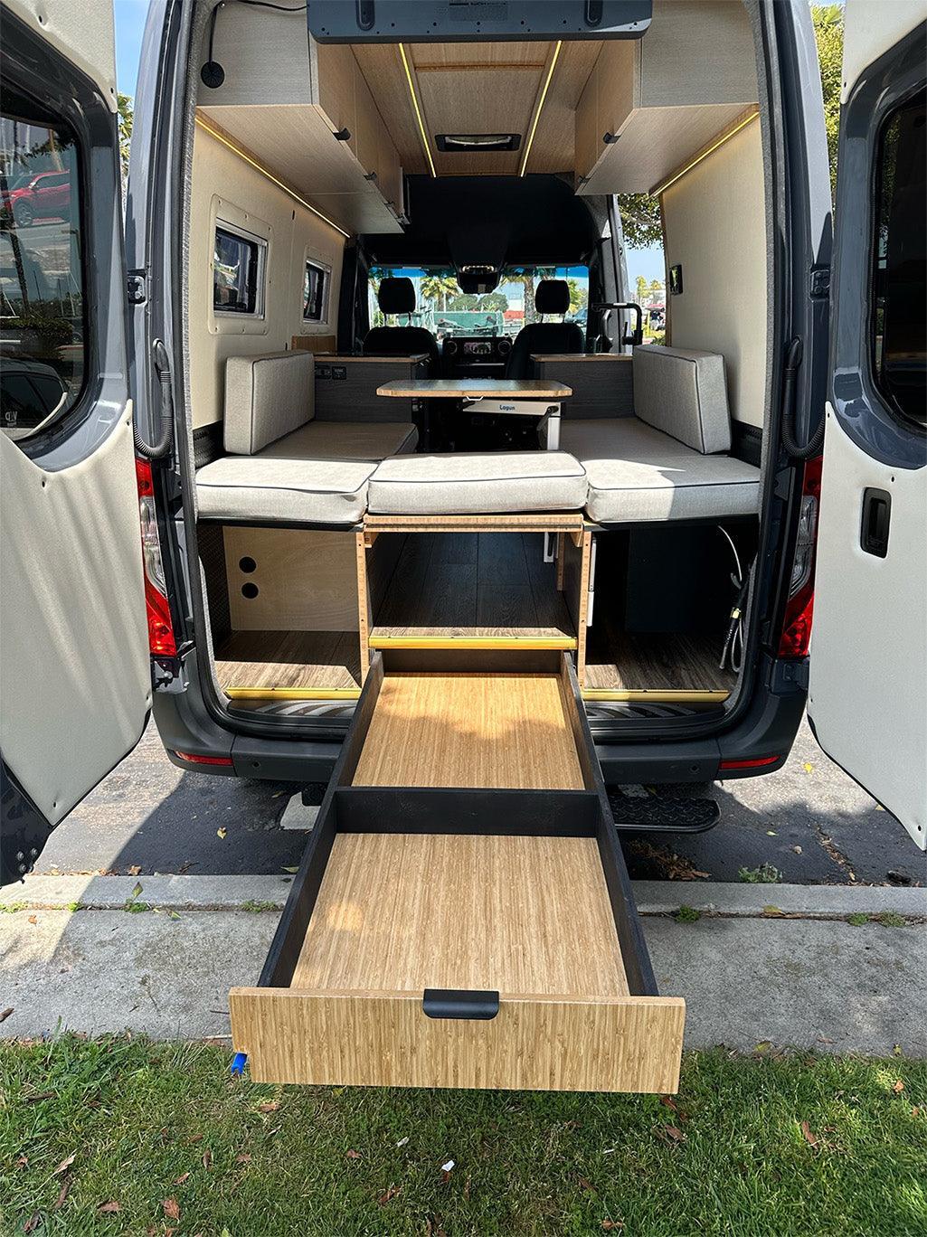 Vanet Jackson - Image 3