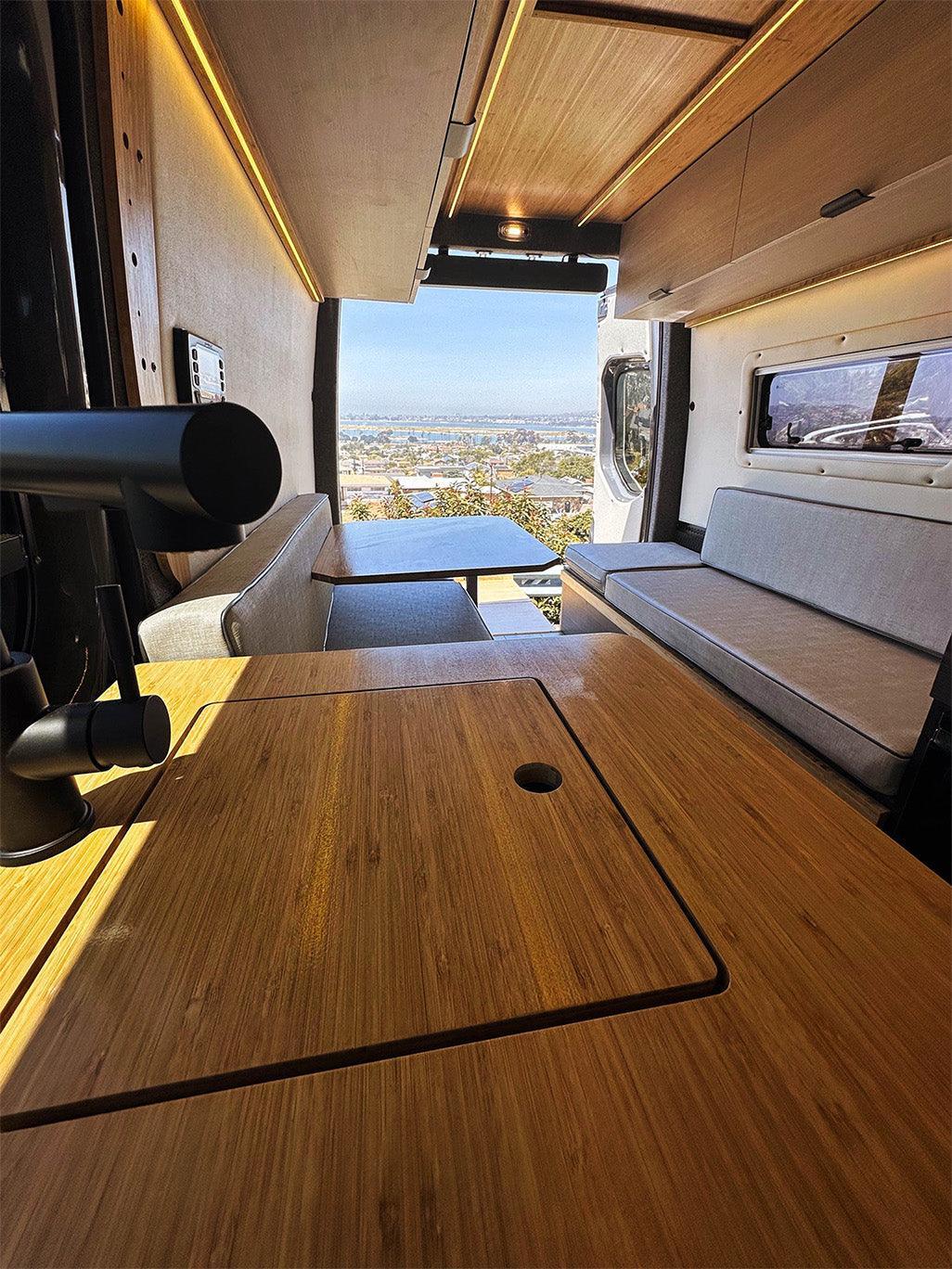 Vanet Jackson - Image 6